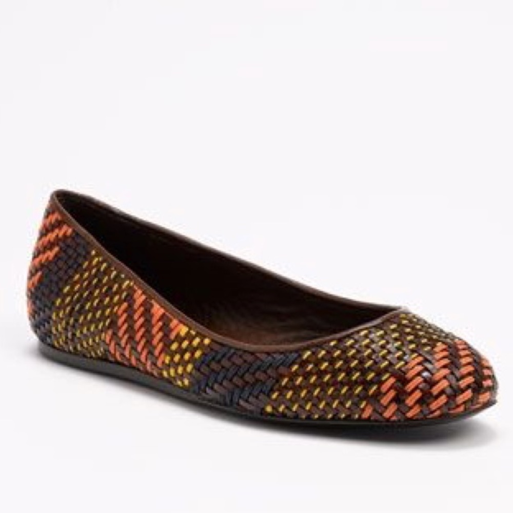 Burberry flats